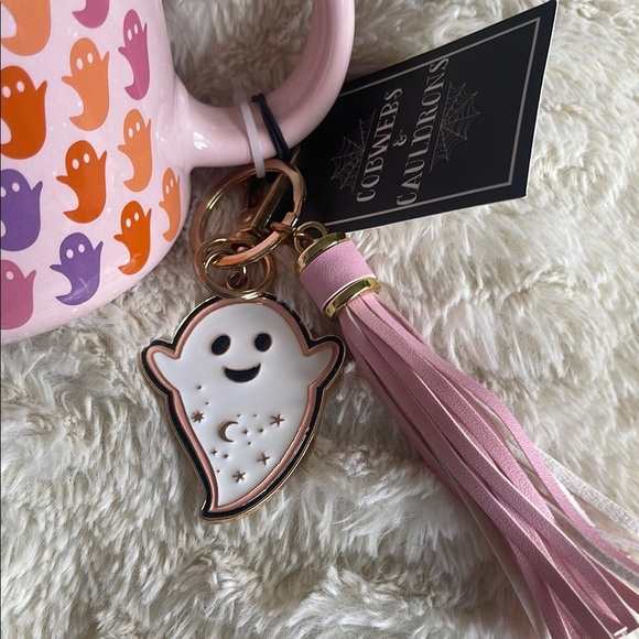 Pink Ghost Pattern Mug with Keychain - Picture 2 of 5